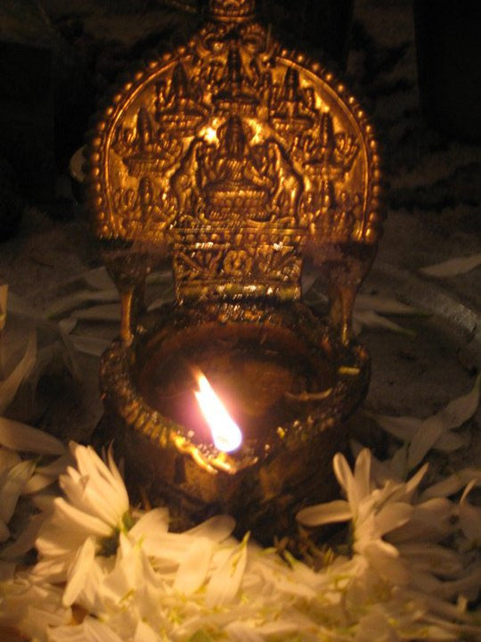 6 Reasons Why Lighting A Lamp Is The Ultimate Yogic Practice!